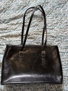 Kenneth Cole Reaction Black Leather Shoulder Tote